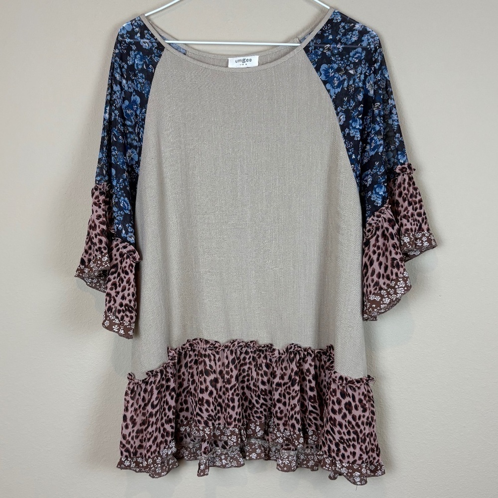 Umgee Beige with Blue Floral and Mauve/Brown Animal Print Top; Size S